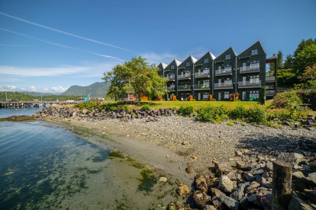 Island Village Properties At Fred Tibbs Tofino Exterior foto